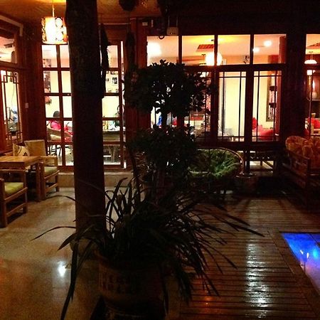 Yunxi Inn 麗江市 エクステリア 写真